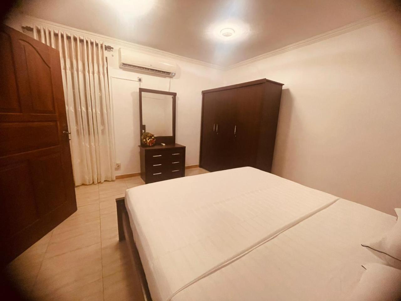 Mila Boutique Airport Otel Seeduwa Dış mekan fotoğraf